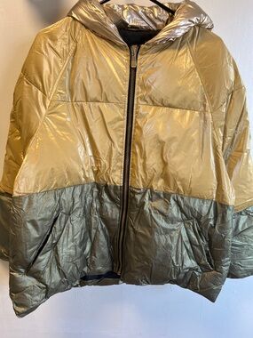 Zara Metallic Gold and Olive Green Puffer Jacket